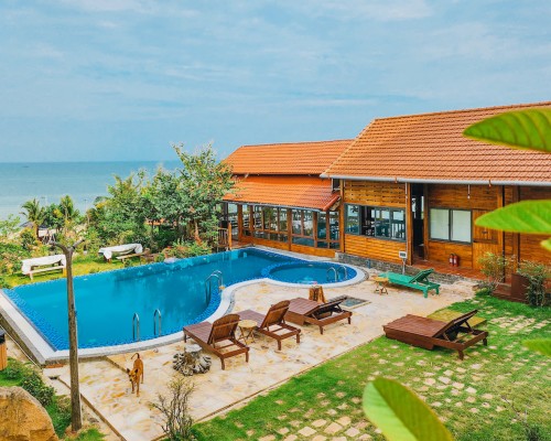 Voyage Phu Quoc Beach Resort